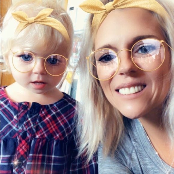 Meet your Posher, Erin - Picture 1 of 1